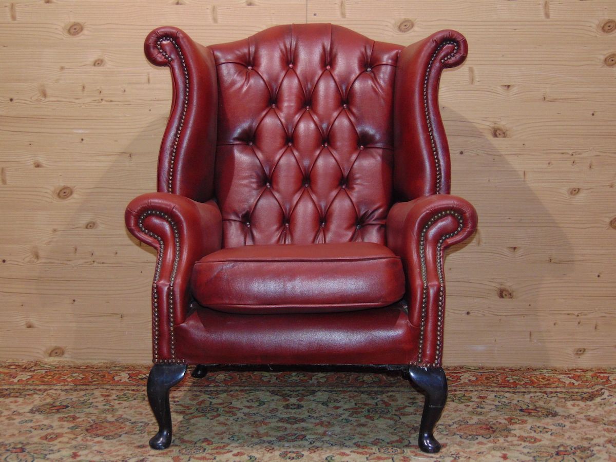 Wingback Chair Shidule Ruby